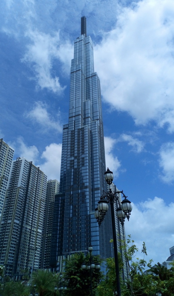 15 Tallest Buildings In The World | In 2022 - RankRed